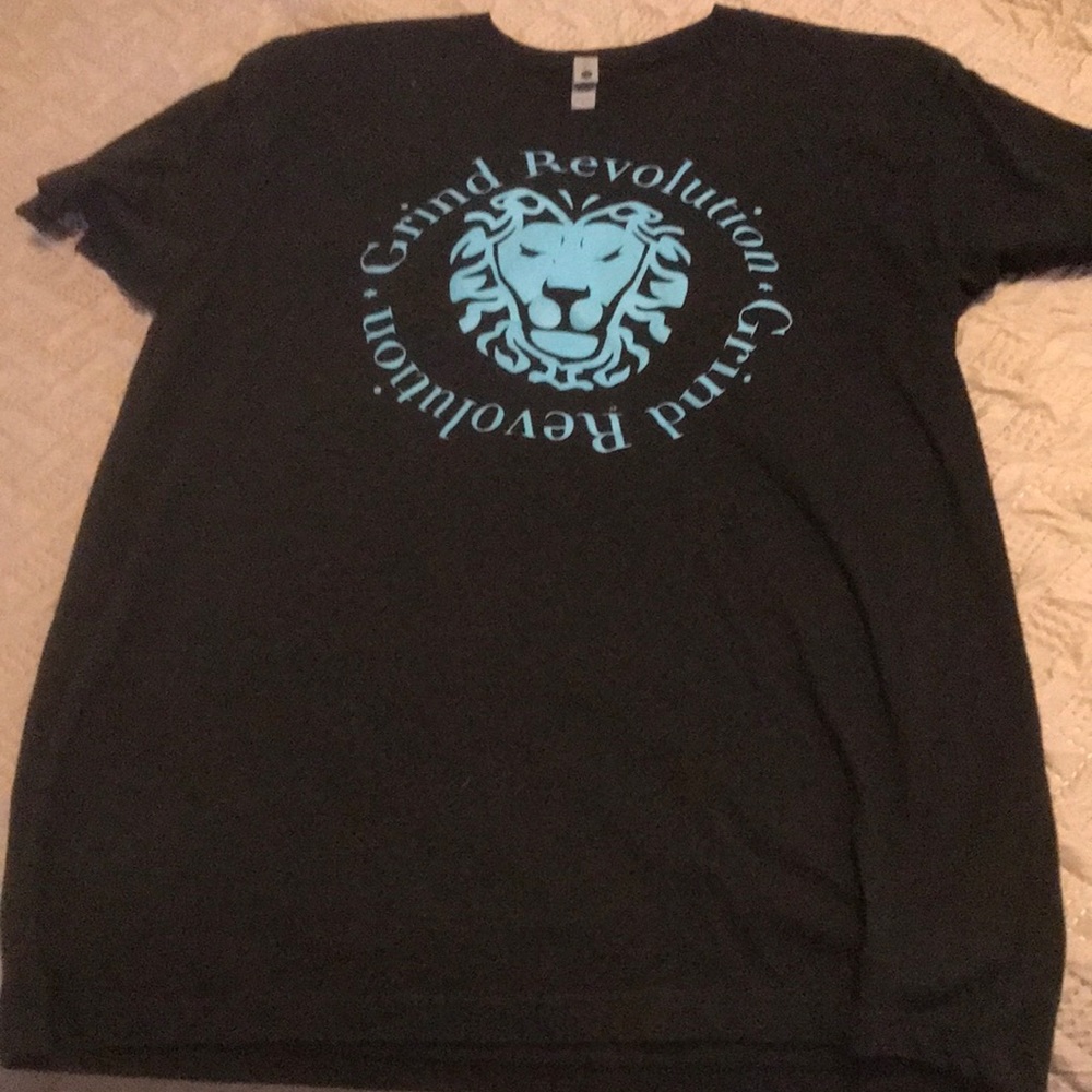 Grind revolution lion tshirt mens Large black